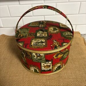 Vtg Sewing Hat Box Red Vinyl Colonial Print Lid Crafting 1960s W/ Accessories